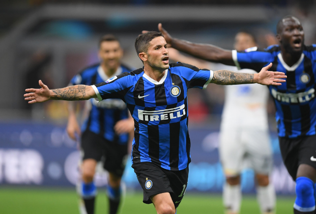 凯恩连续3场欧冠0球0助攻，为职业生涯并列最长场次（凯恩欧冠三连场0球0助 追平生涯最长纪录）