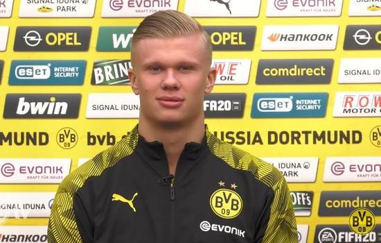 苏媒：苏超盐城赛区选拔活动已开启，水庆霞担任海选考官（江苏媒体：苏超盐城赛区选拔启动，水庆霞出任海选评委）