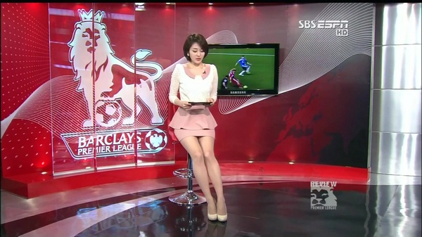 埃梅里：主场战胜阿森纳真的很开心，英超是本赛季首要目标（埃梅里：主场击败阿森纳令人欣喜，本赛季首要任务锁定英超）