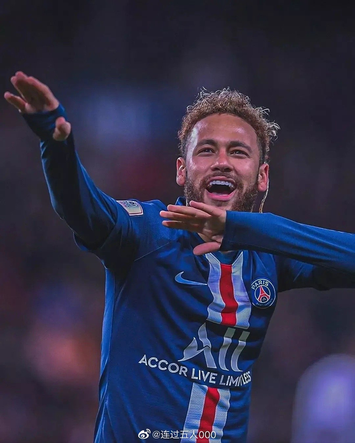 西甲第19轮巴萨主场3-1逆转马竞 奥尔莫进球（西甲第19轮：巴萨主场3-1逆转马竞，奥尔莫破门）